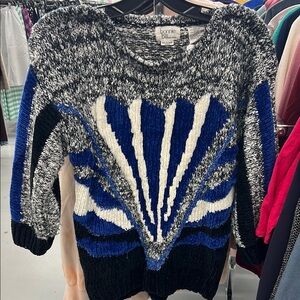 80’s vintage black  and White Crew Neck Sweater with Unique Design great